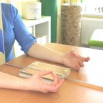 Ergotherapie am Kaffeetrichter Erfurt - Übungen mit Spiegel - Spiegeltherapie